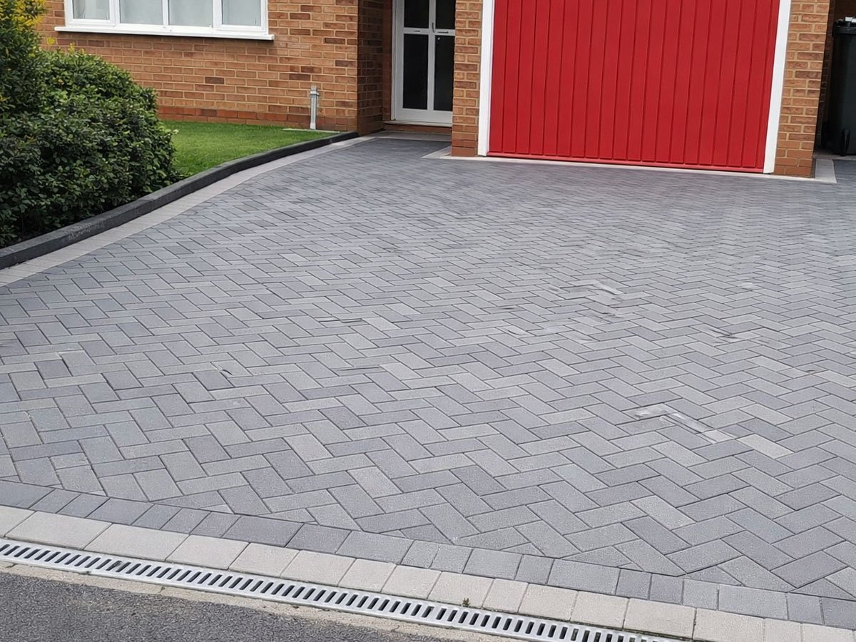 Block Paving driveway to a property in Batley, West Yorkshire