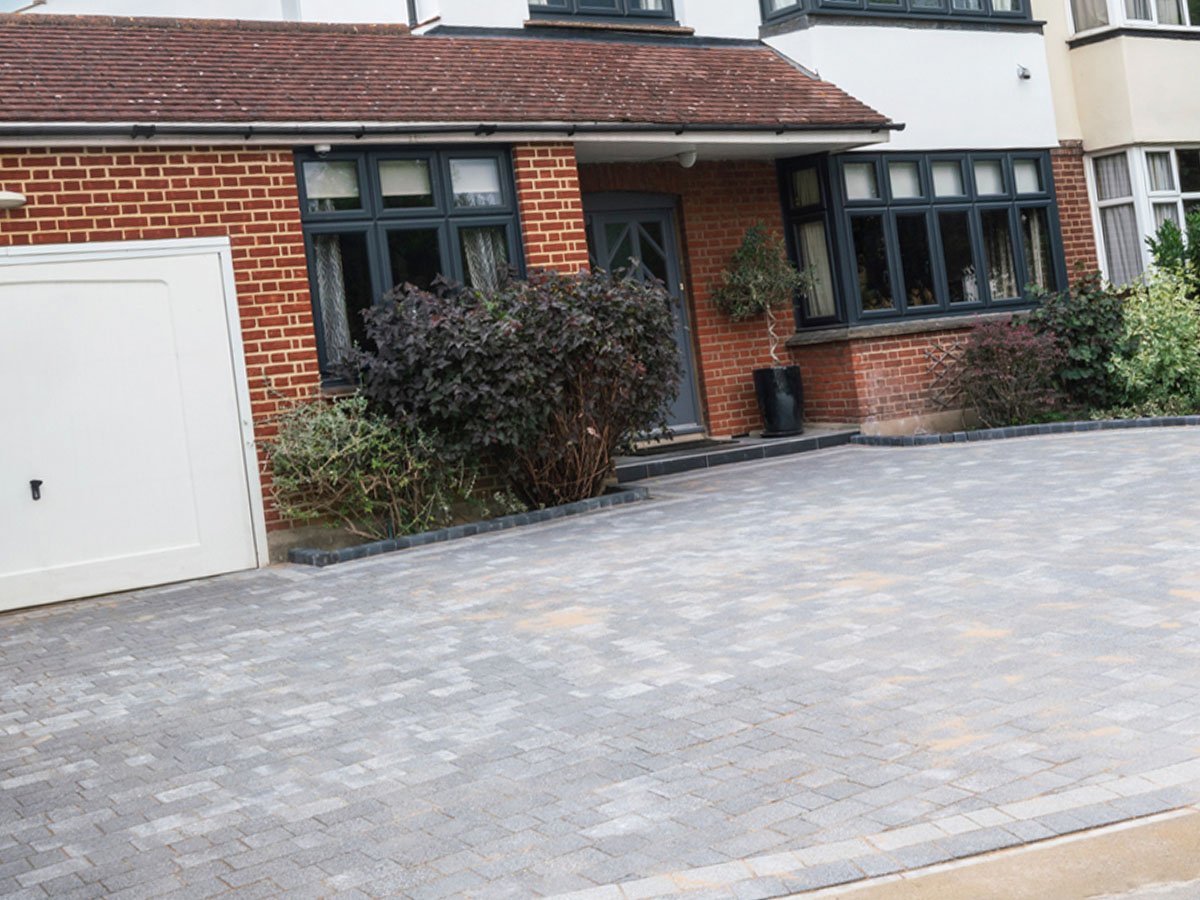 Block Paving driveway to a property in Wakefield, West Yorkshire